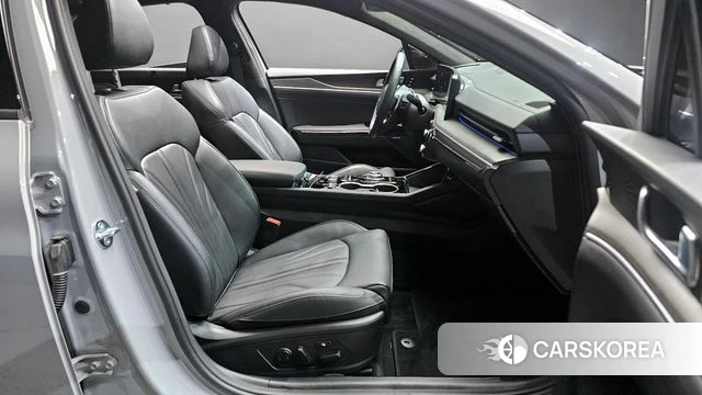 Kia The New K5 3rd generation 2024 Серебристо-серый из Кореи, фото 2