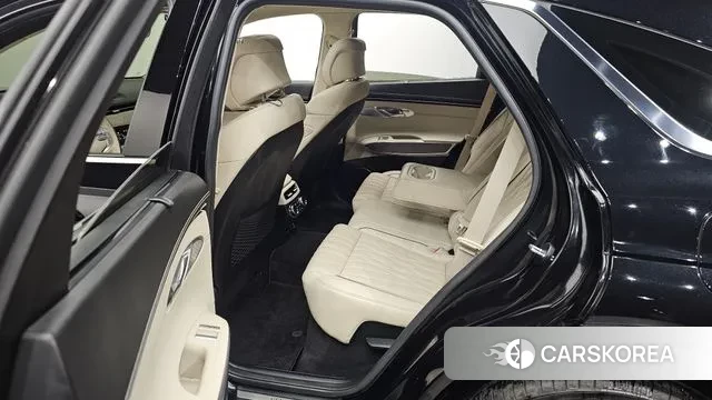 Genesis GV70 2022 Черный из Кореи, фото 2