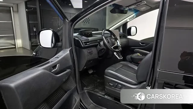 Hyundai Staria 2021 Черный из Кореи, фото 2