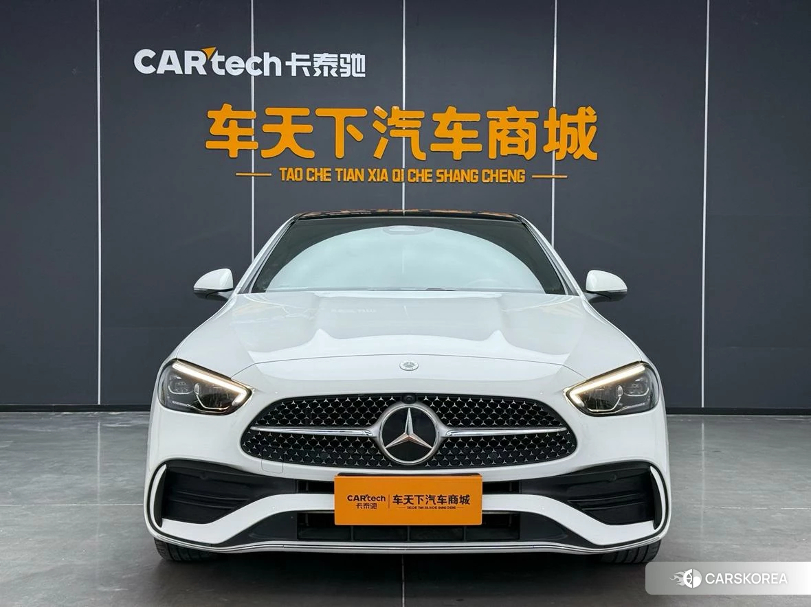 Mercedes-Benz Class C 2024 Белый из Китая, фото 2