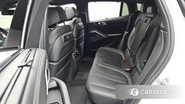 BMW X6 (G06) 2025 Белый из Кореи, фото 2