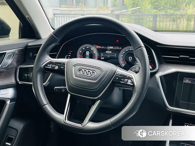 Audi A6L 2023 Черный из Китая, фото 2