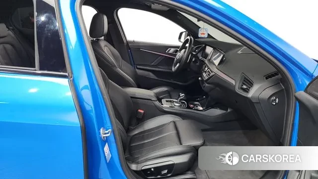 BMW 1 Series (F40) 2022 Синий из Кореи, фото 2