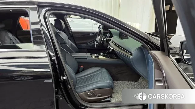 Genesis G80 (RG3) 2022 Черный из Кореи, фото 2