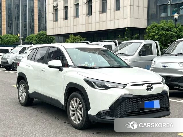 Toyota Fenglanda 2023 Белый из Китая, фото 2