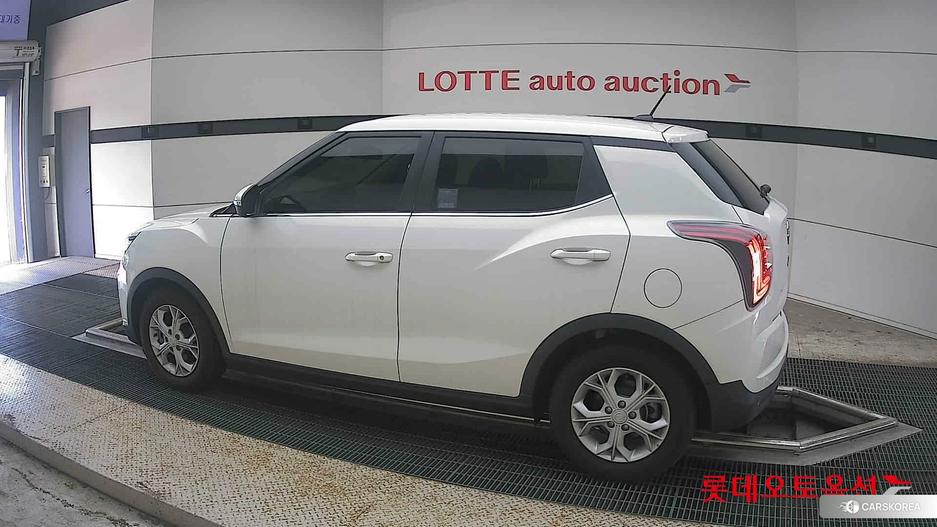SsangYong Tivoli 2022 Grand White из Кореи, фото 2