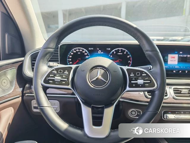 Mercedes-Benz GLE (import) 2022 Черный из Китая, фото 2