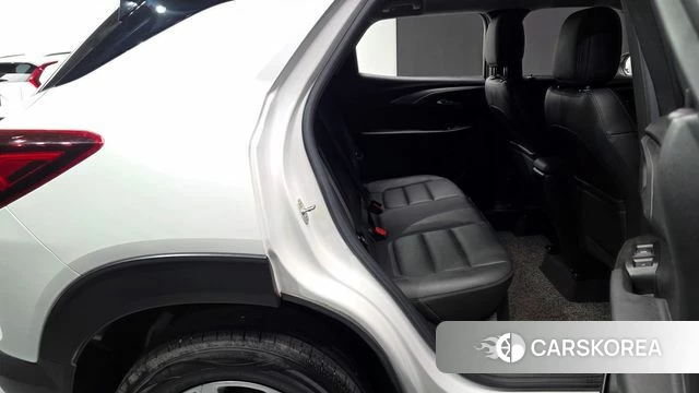 Chevrolet (GM Daewoo) Trailblazer 2021 Белый из Кореи, фото 2