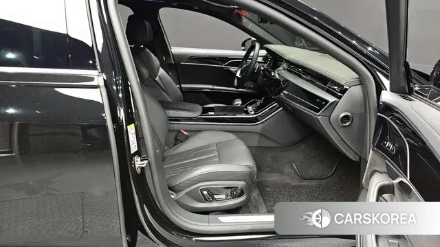 Audi A8 (D5) 2021 Черный из Кореи, фото 2