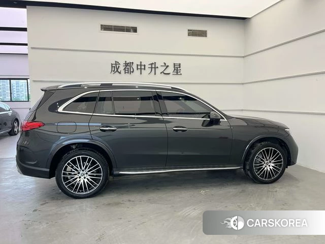 Mercedes-Benz GLC 2023 Темно-серый из Китая, фото 2