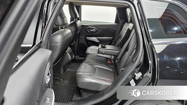 Jeep Cherokee (KL) 2018 Черный из Кореи, фото 2