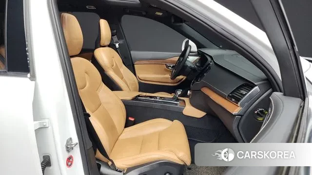 Volvo XC90 second Generation 2019 Белый из Кореи, фото 2