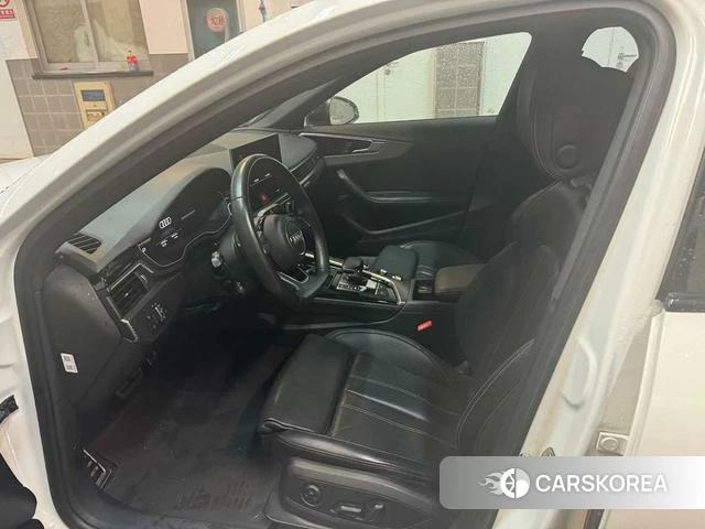 Audi A4L 2023 Белый из Китая, фото 2