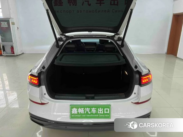 Volkswagen Lingdu 2023 Белый из Китая, фото 2
