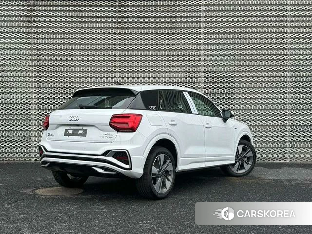 Audi Q2L 2025 Белый из Китая, фото 2