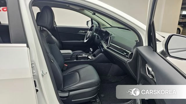 Kia Sportage 5th Generation 2023 Белый из Кореи, фото 2