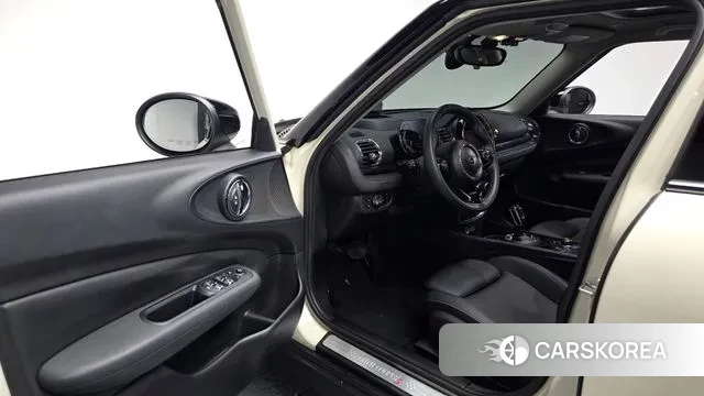 Mini Cooper S Clubman 2020 Жемчужный цвет из Кореи, фото 2