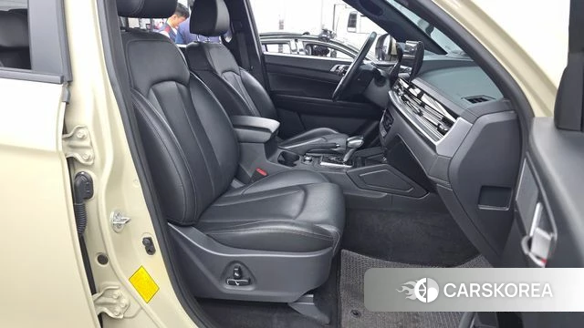 Ssangyong The New Rexton Sports Cannes 2024 Жемчужный цвет из Кореи, фото 2