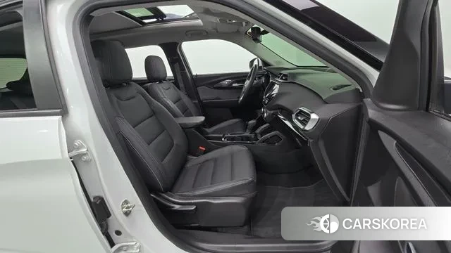 Chevrolet (GM Daewoo) Trailblazer 2021 Белый из Кореи, фото 2