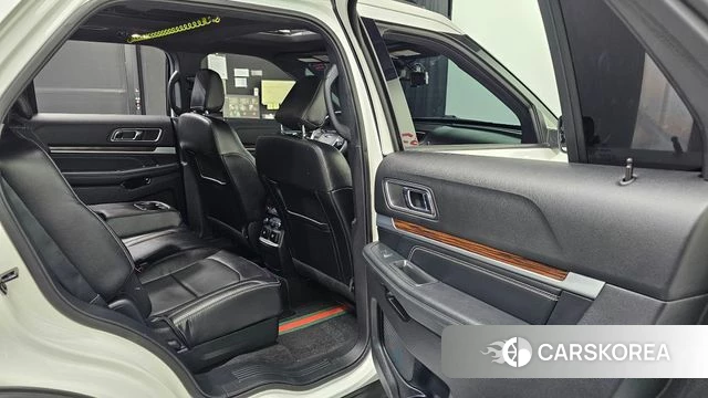 Ford Explorer 2019 Белый из Кореи, фото 2
