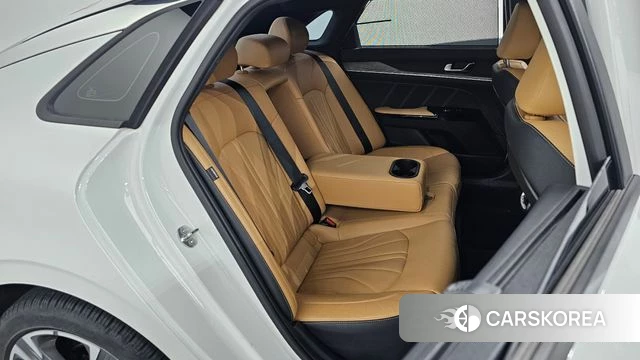 Kia K5 3rd generation 2022 Белый из Кореи, фото 2