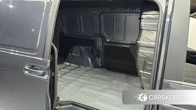 Hyundai Staria 2021 Серый из Кореи, фото 2