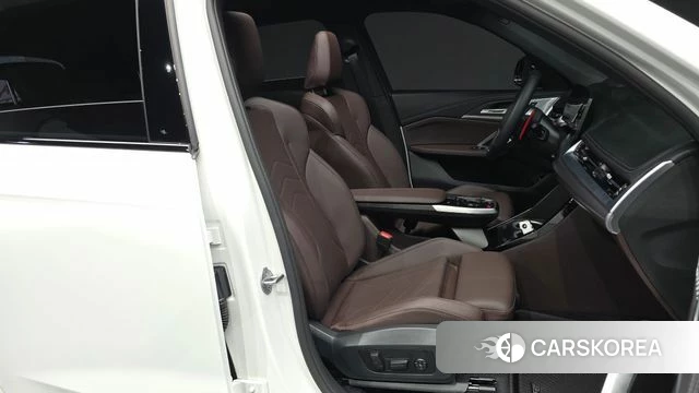 BMW X1 (U11) 2025 Белый из Кореи, фото 2