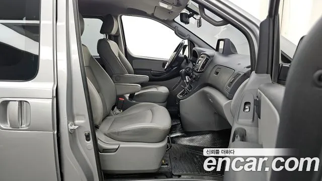 Hyundai The New Grand Starex 2021 Серебряный из Кореи, фото 2