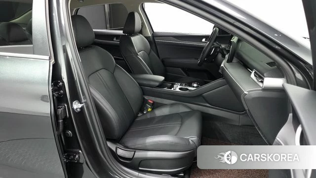 Kia K5 3rd generation 2022 Серый из Кореи, фото 2