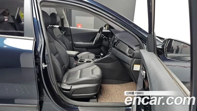 Kia Niro 2018 Синий из Кореи, фото 2