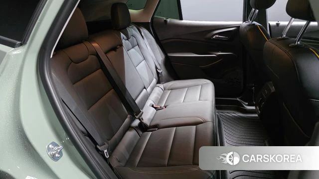 Chevrolet (GM Daewoo) Trax Crossover 2025 Светло-зеленый из Кореи, фото 2