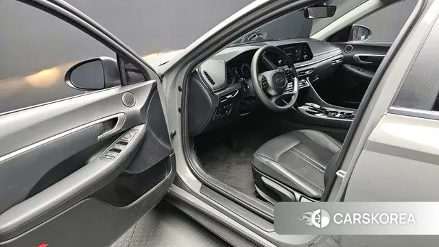 Hyundai Sonata (DN8) 2020 Серый из Кореи, фото 2