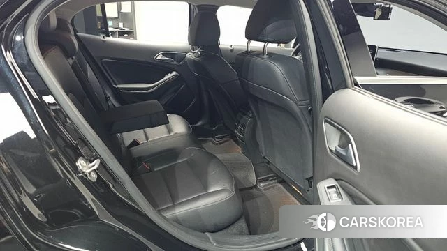 Mercedes-Benz GLA-Class X156 2018 Черный из Кореи, фото 2