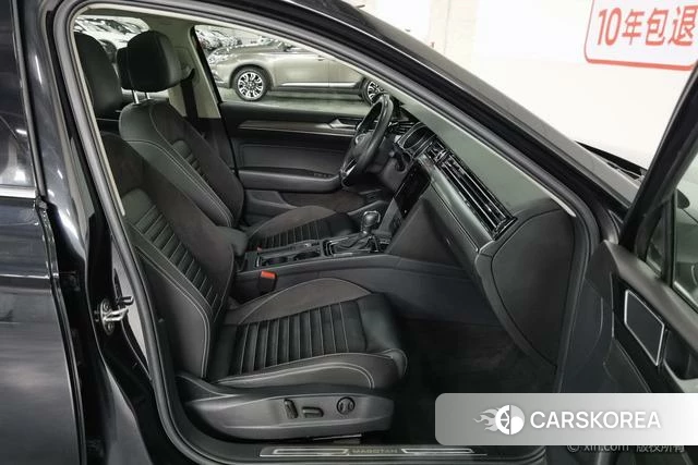 Volkswagen Magotan 2021 Черный из Китая, фото 2