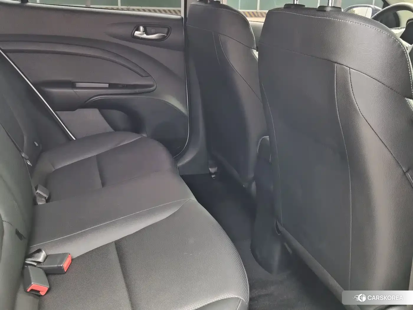 Kia KX1 2025 Белый из Китая, фото 2