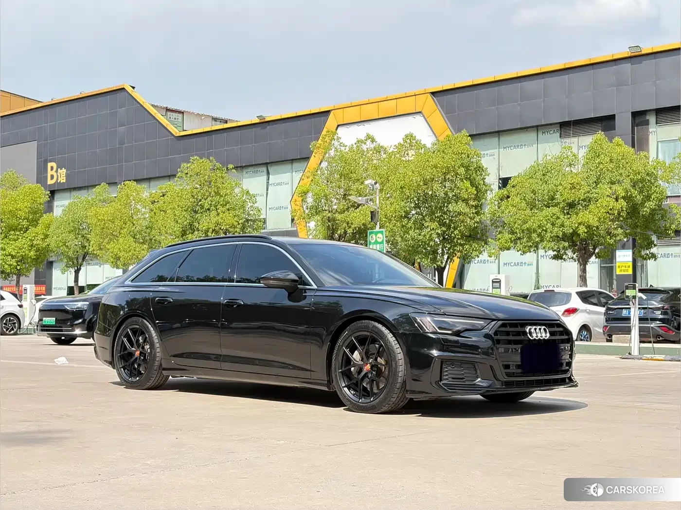 Audi A6 (imported) 2021 Черный из Китая, фото 2