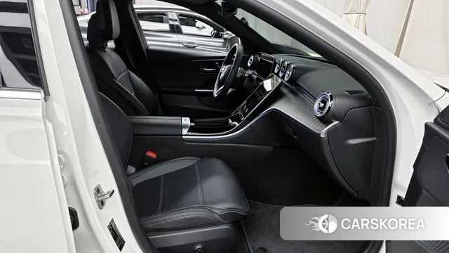 Mercedes-Benz C-Class W206 2025 Белый из Кореи, фото 2