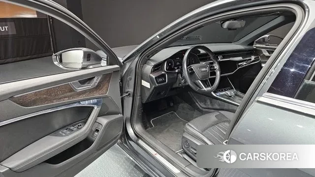 Audi A6 (C8) 2020 Серый из Кореи, фото 2