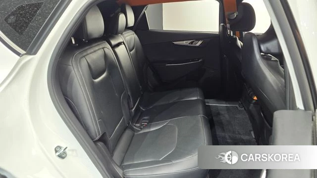 Kia EV6 2022 Белый из Кореи, фото 2