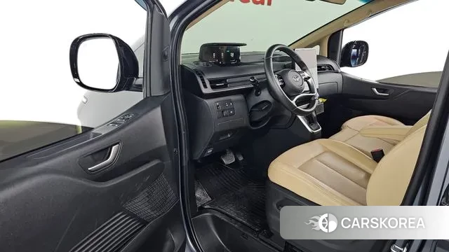 Hyundai Staria 2023 Серый из Кореи, фото 2