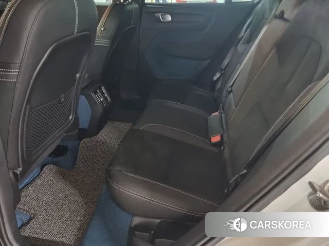 Volvo C40 Richards 2024 Белый из Кореи, фото 2