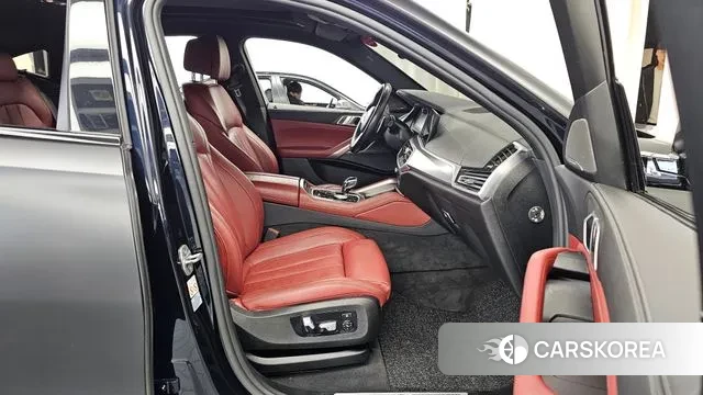 BMW X6 (G06) 2021 Черный из Кореи, фото 2