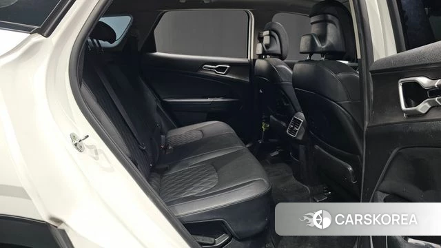 Kia Sportage 5th Generation Hybrid 2022 Белый из Кореи, фото 2