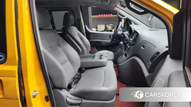 Hyundai The New Grand Starex 2020 Желтый из Кореи, фото 2