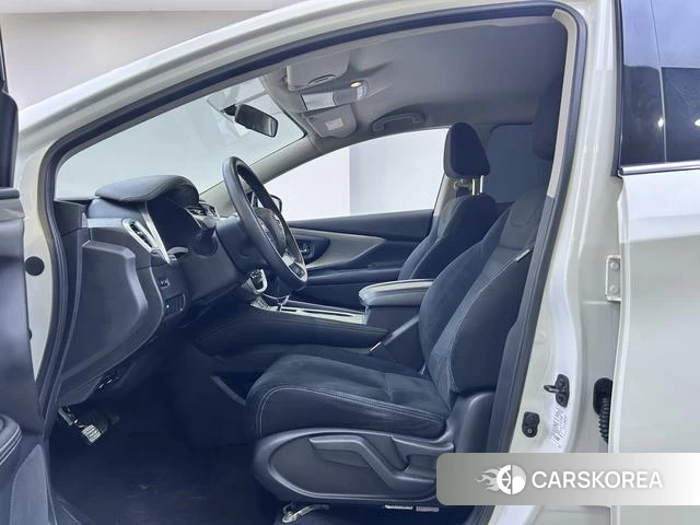 Nissan Loulan 2023 Белый из Китая, фото 2