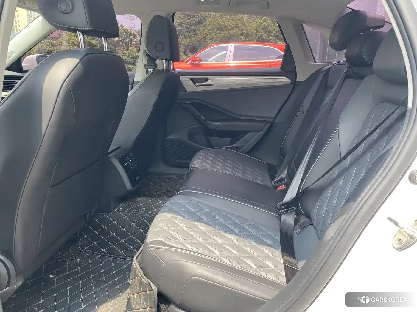 Volkswagen Sagitar 2022 Белый из Китая, фото 2