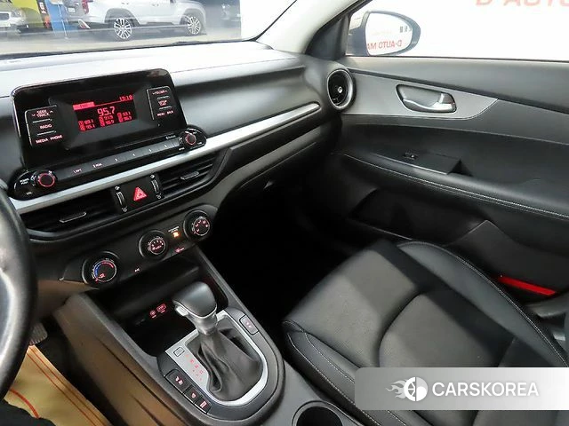 Kia Come New K3 2019 Серебристо-серый из Кореи, фото 2