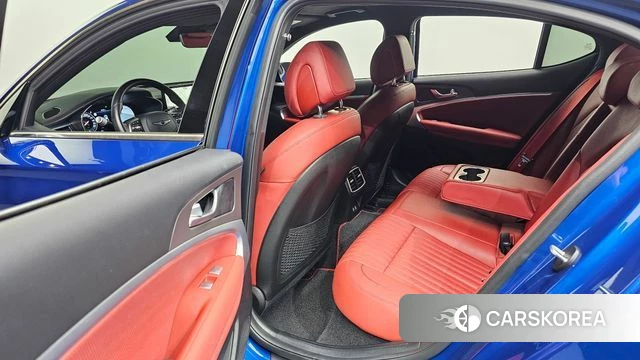 Genesis The New G70 2023 Синий из Кореи, фото 2