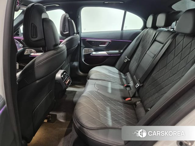 Mercedes-Benz E-Class W214 2025 Белый из Кореи, фото 2