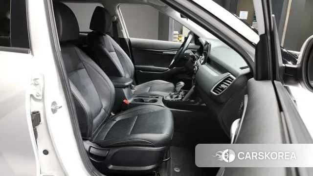 Kia Seltos 2021 Белый из Кореи, фото 2